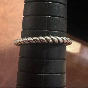 Retired James Avery Small Twisted Wire 925 Silver Ring 7.5